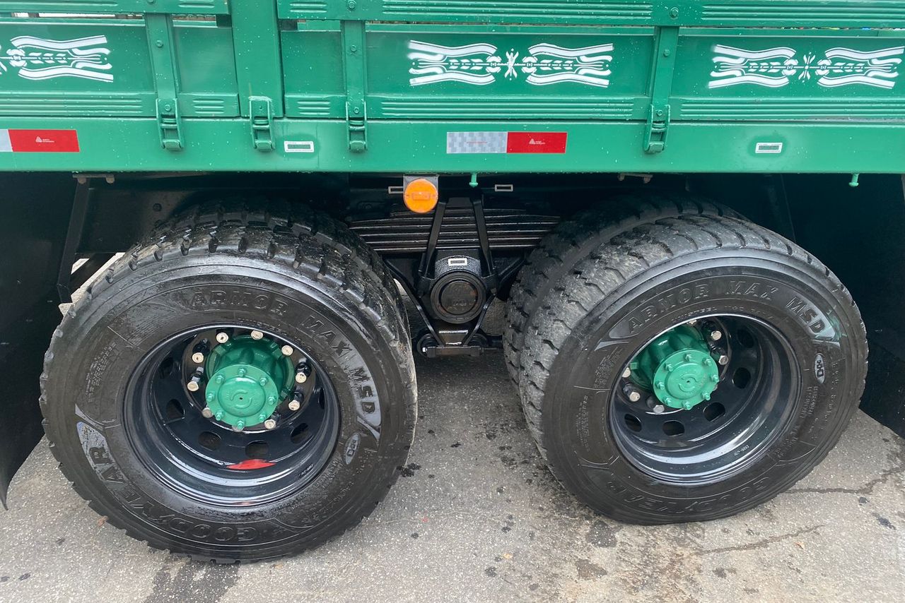 International 4400 - 20/12 5