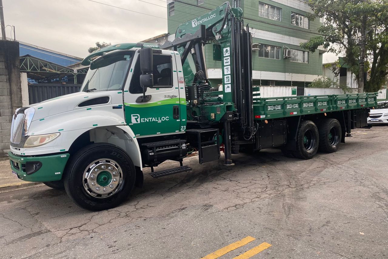 International 4400 - 20/12 6