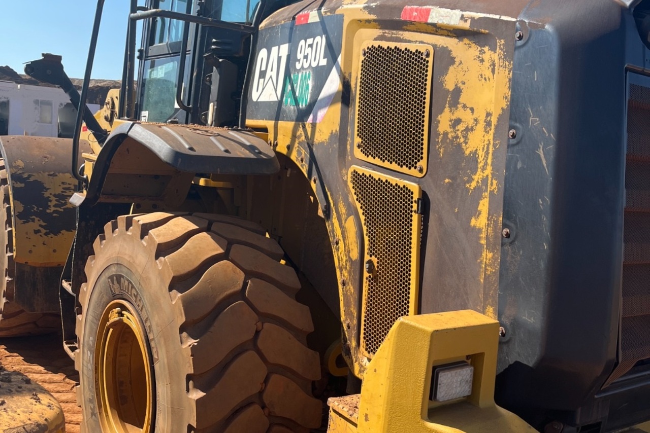 Caterpillar 950L - 18/18 5