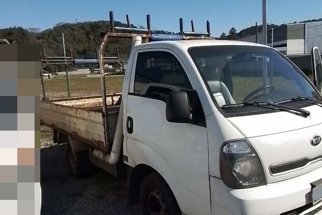 KIA UK 2500 - 19/20 11