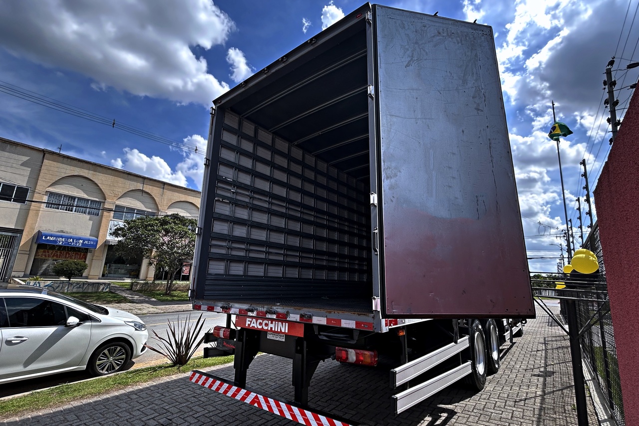 Mercedes Benz Atego 2426 - 22/22 24
