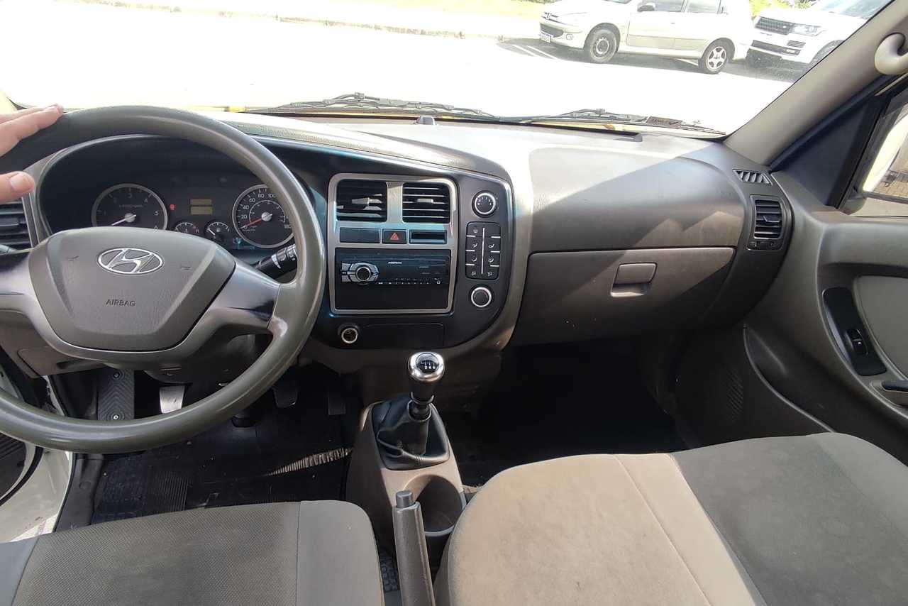 Hyundai HR - 19/20 9