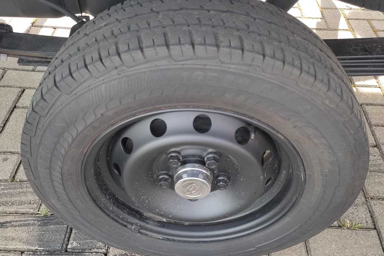 Hyundai HR - 19/20 10