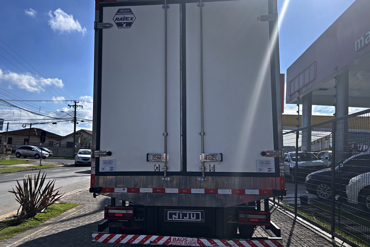 Volkswagen 11-180 Delivery  - 23/24 3