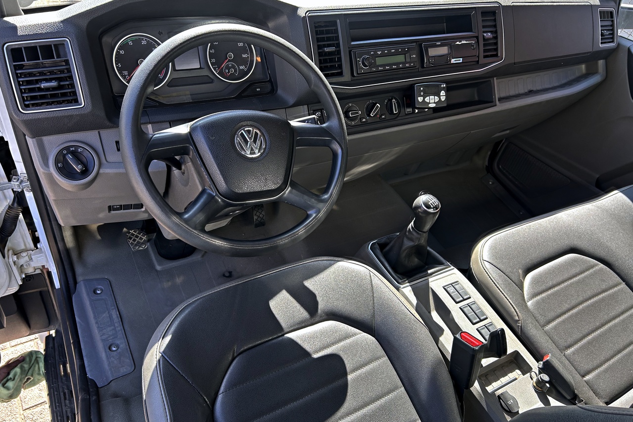 Volkswagen 11-180 Delivery  - 23/24 17