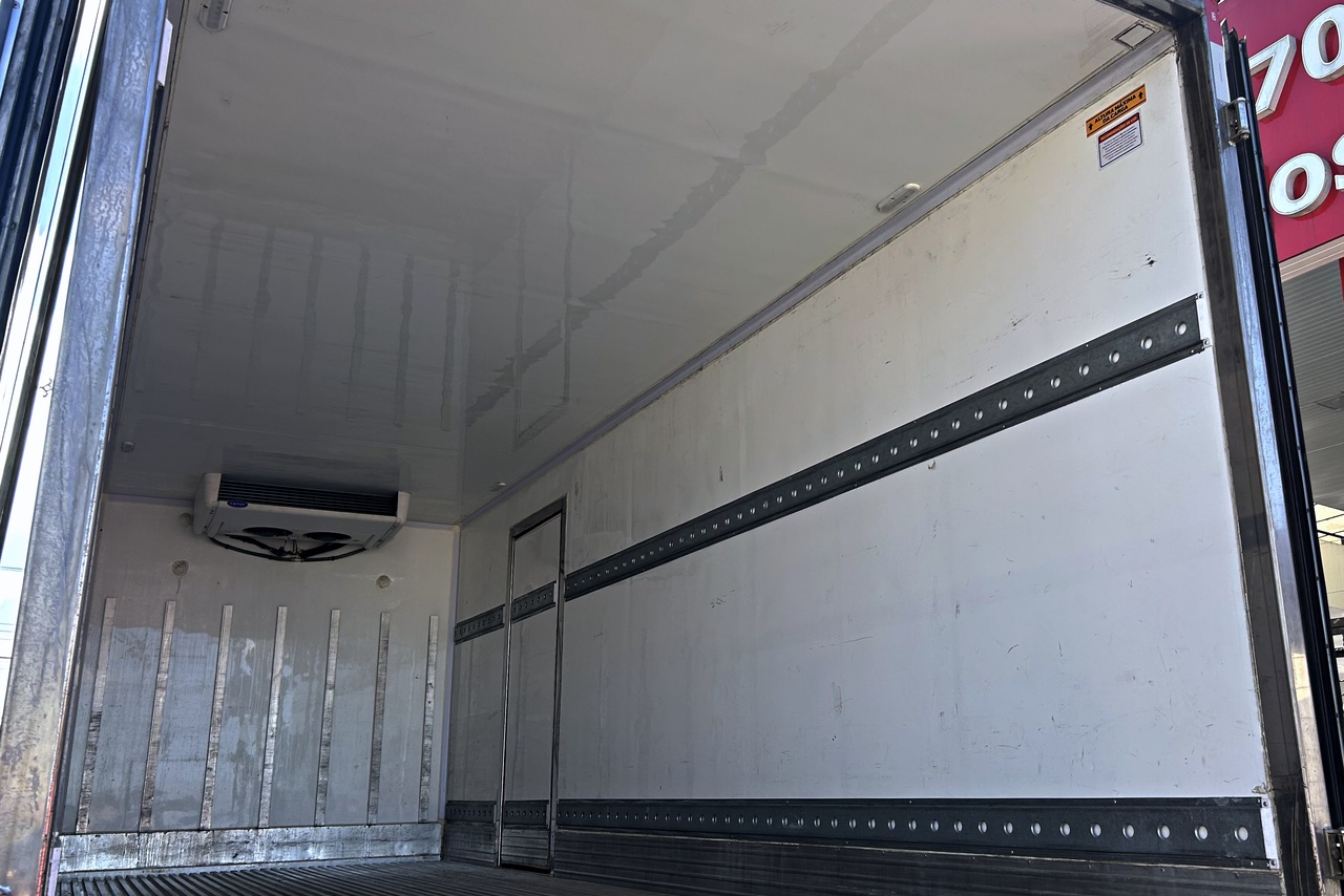 Volkswagen 11-180 Delivery  - 23/24 18