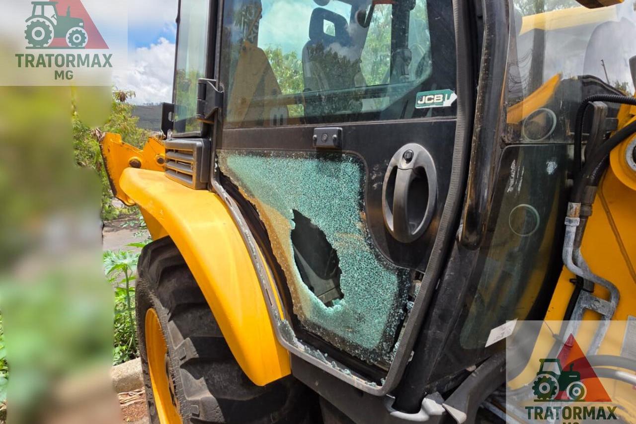 JCB 3CX - 20/20 2