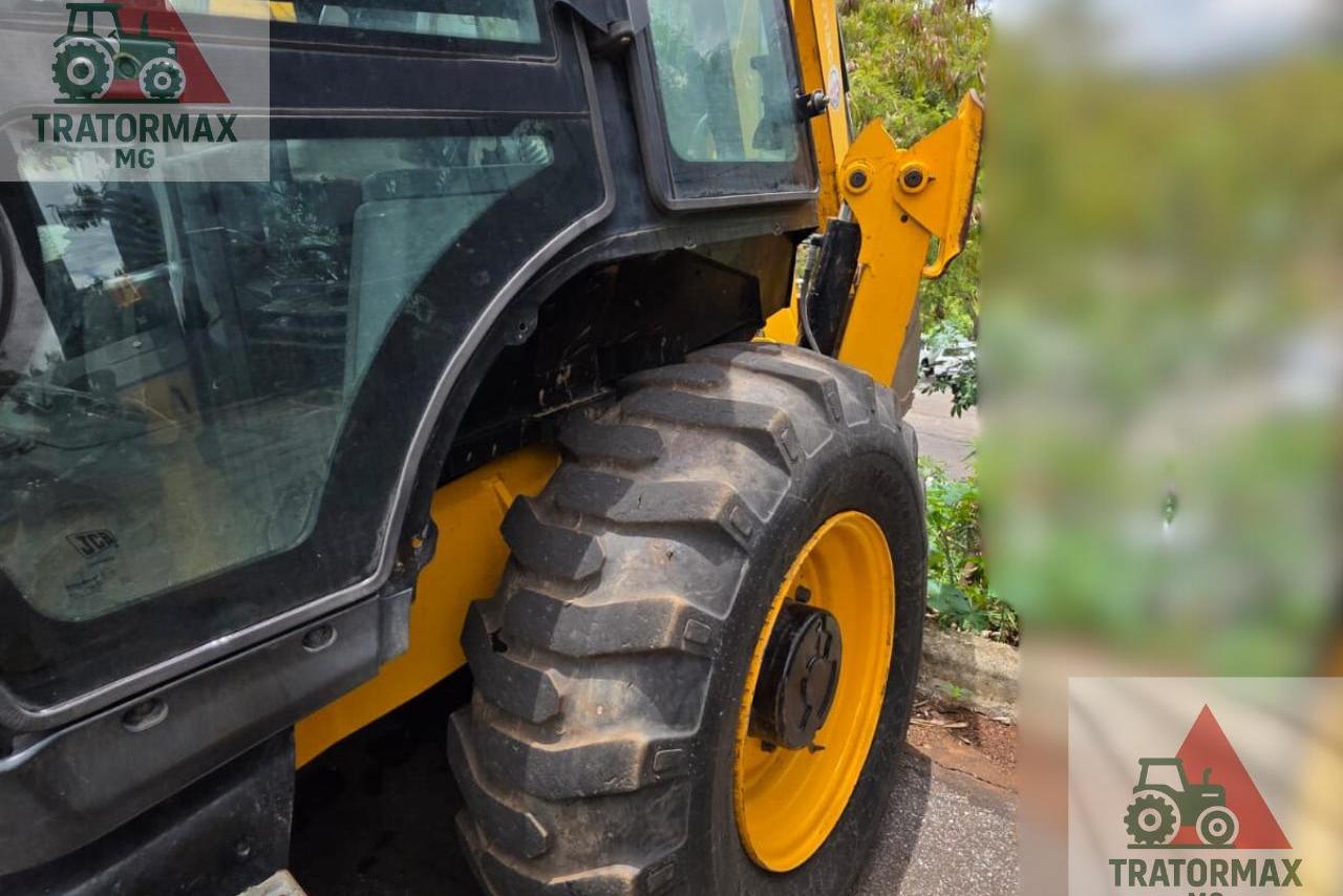 JCB 3CX - 20/20 6
