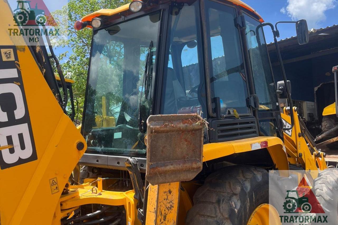 JCB 3CX -  4