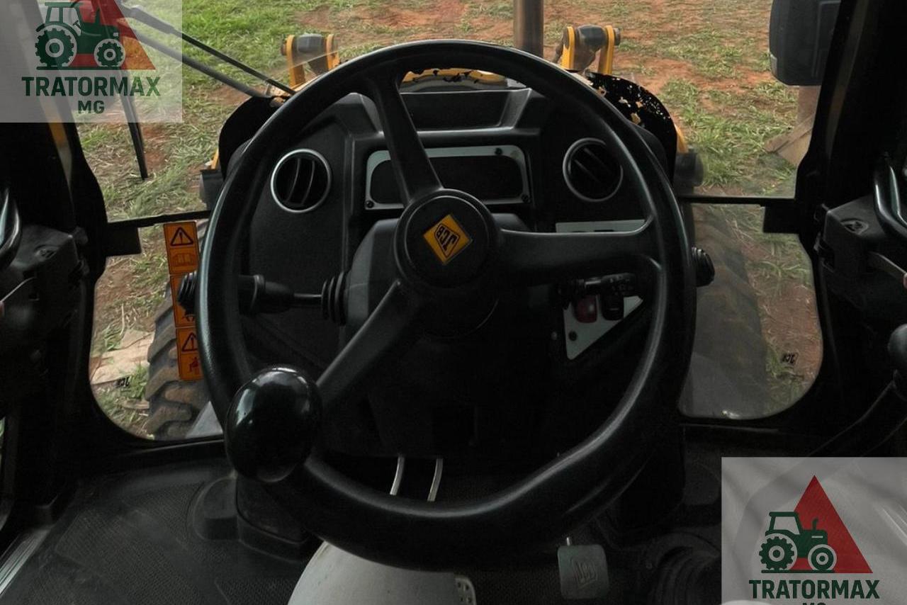 JCB 3CX -  8