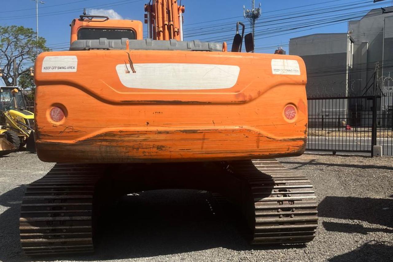 Doosan DX225LCA - 11/11 10
