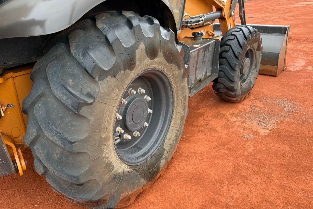 Case 580N - 24/24 6