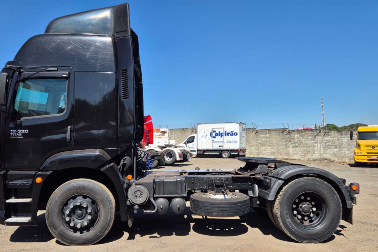 Volkswagen 19-320 Titan - 10/11 2