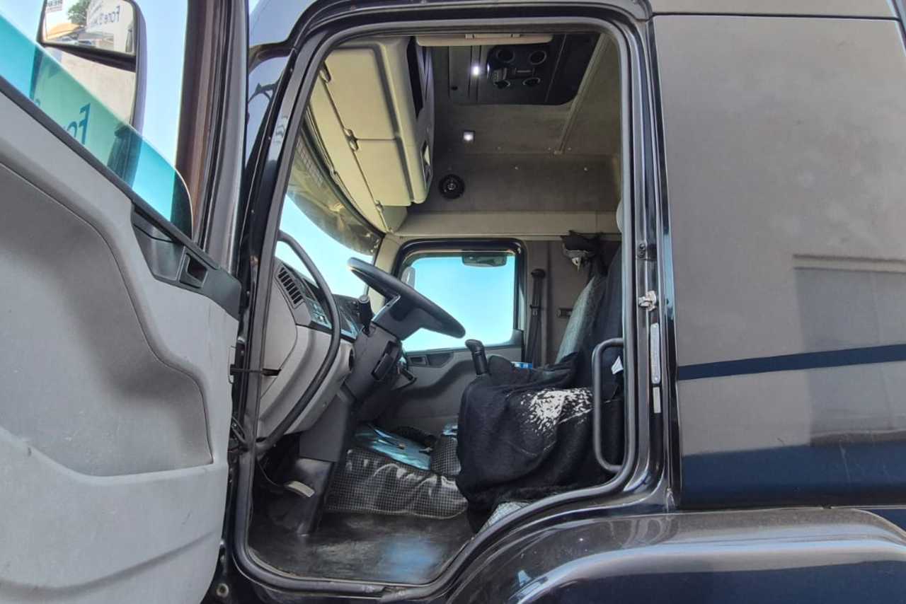 Volkswagen 19-320 Titan - 10/11 19