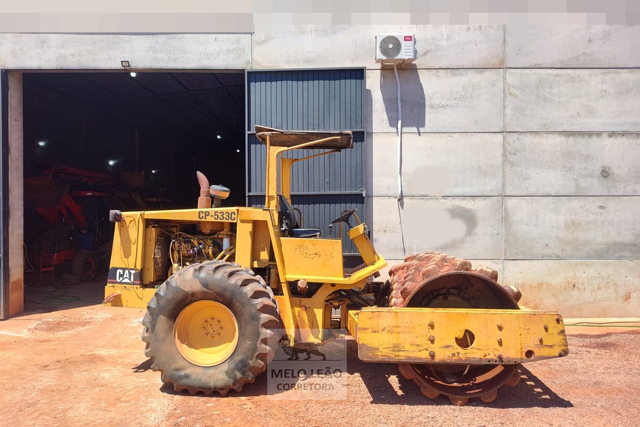Caterpillar CP533C - 98/98 2