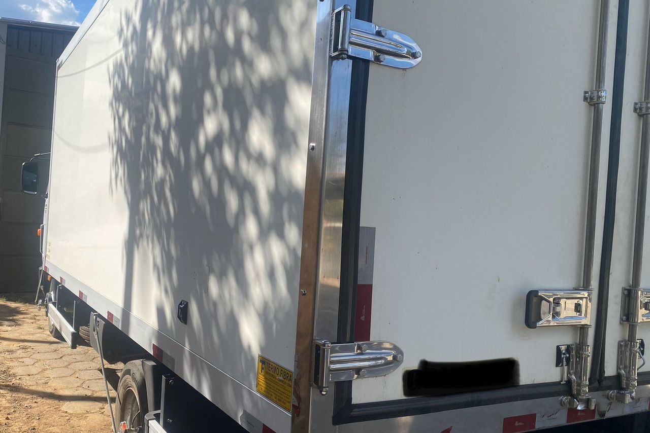 Volkswagen 8 160 - 15/15 3