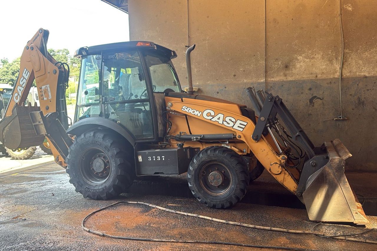 Case 580N - 20/20 3