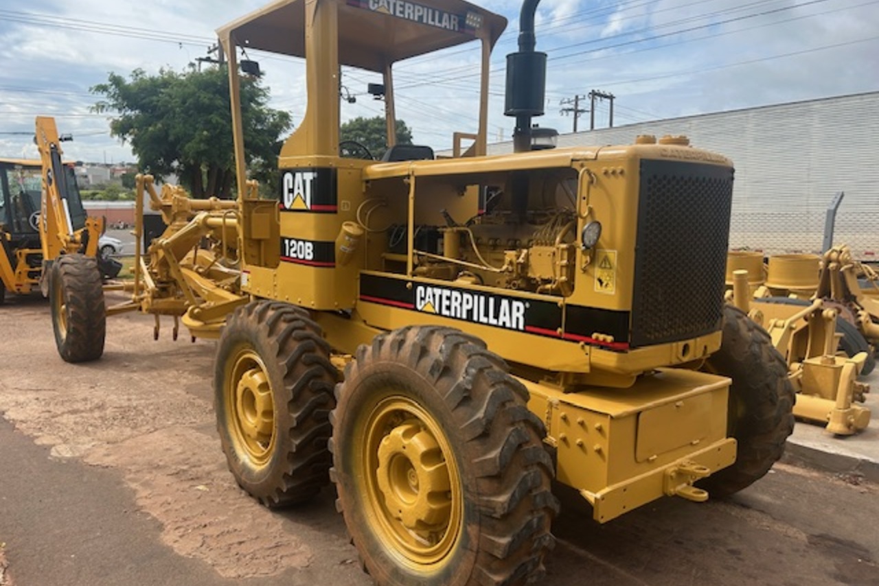 Caterpillar 120B - 80/80 6