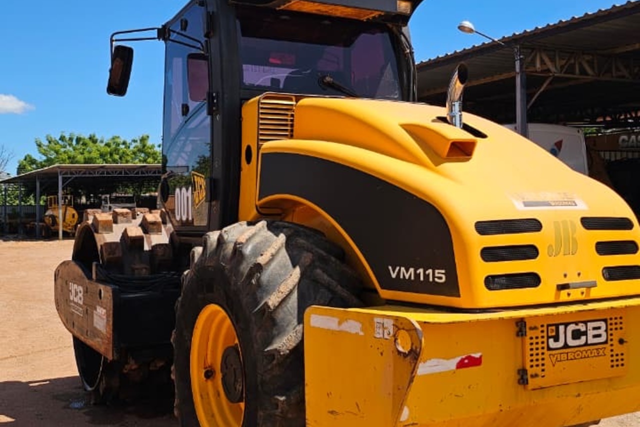 JCB Vibrador VM115 -  2