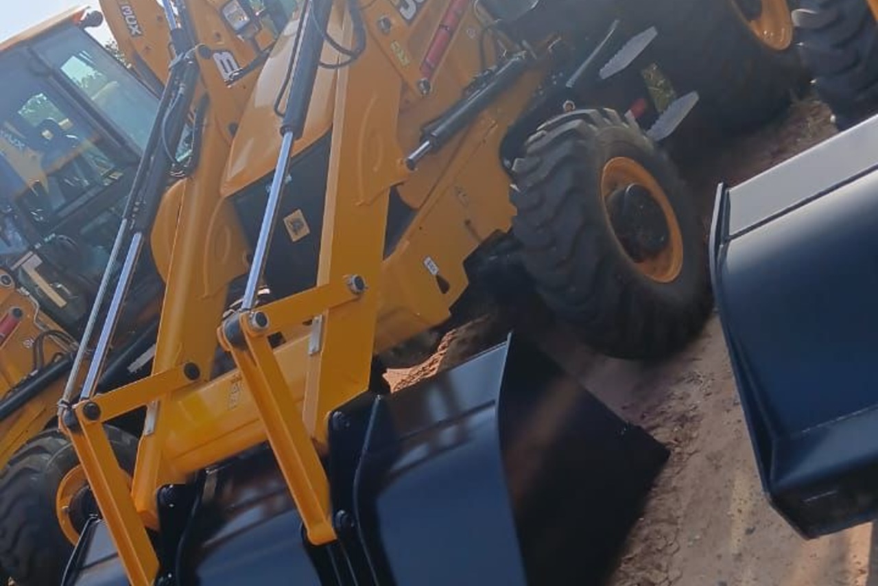 JCB 3CX - 24/24 2