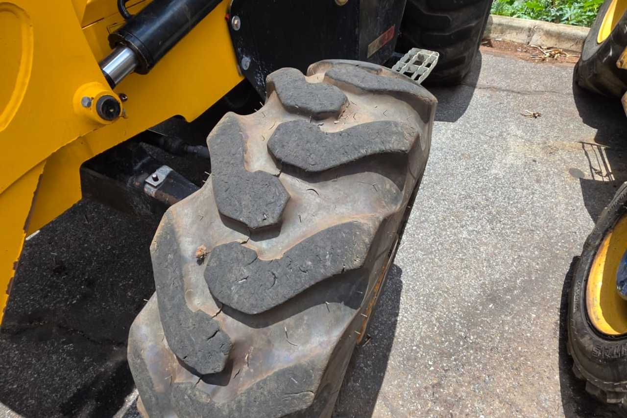 JCB 3CX - 20/20 7