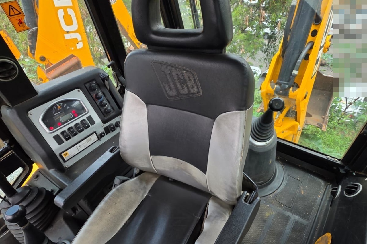 JCB 3CX - 20/20 8