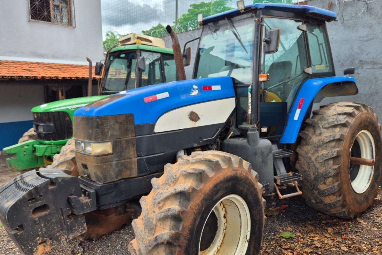 New Holland TM 7040 - 11/11 9