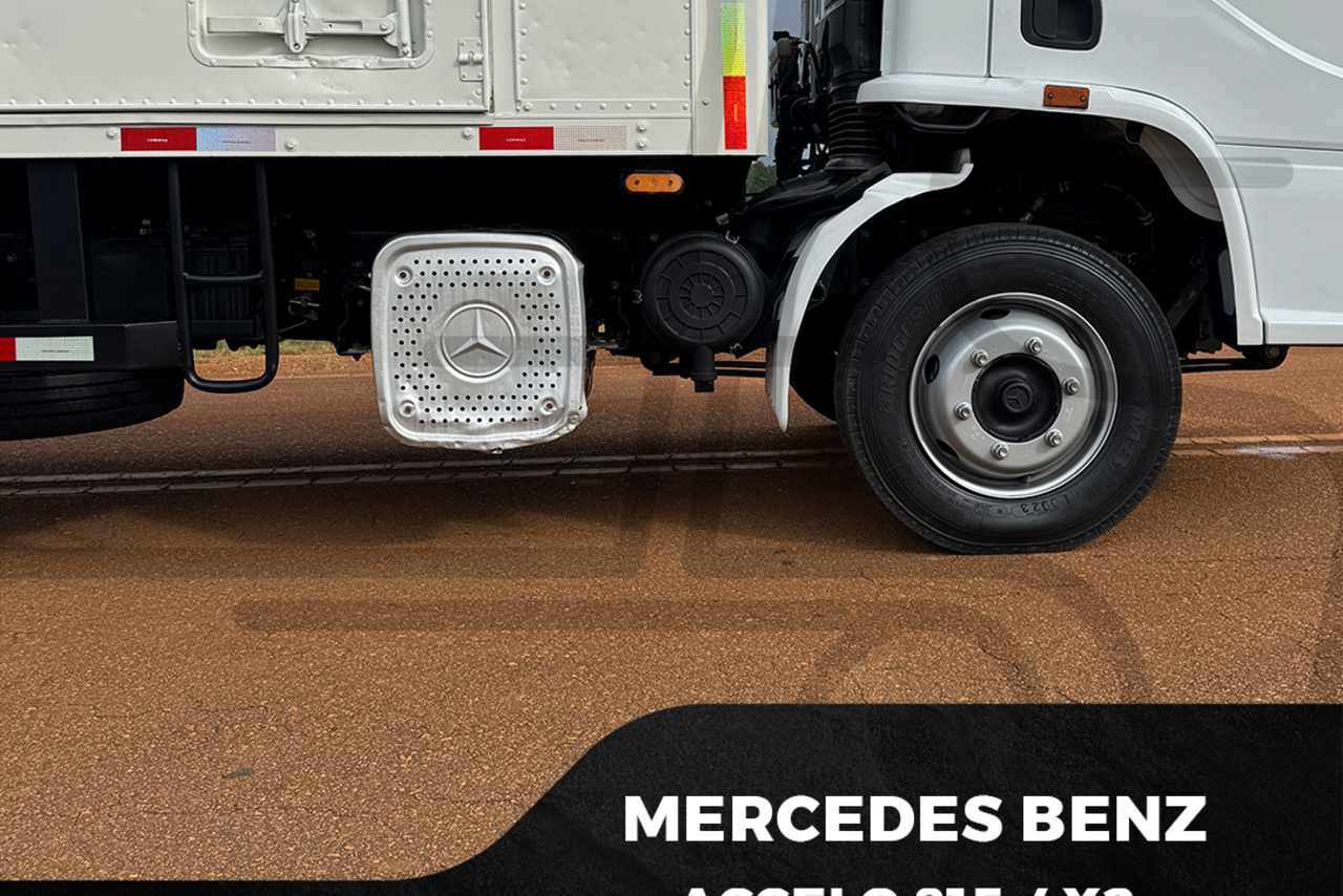 Mercedes Benz Accelo 815 - 17/18 9