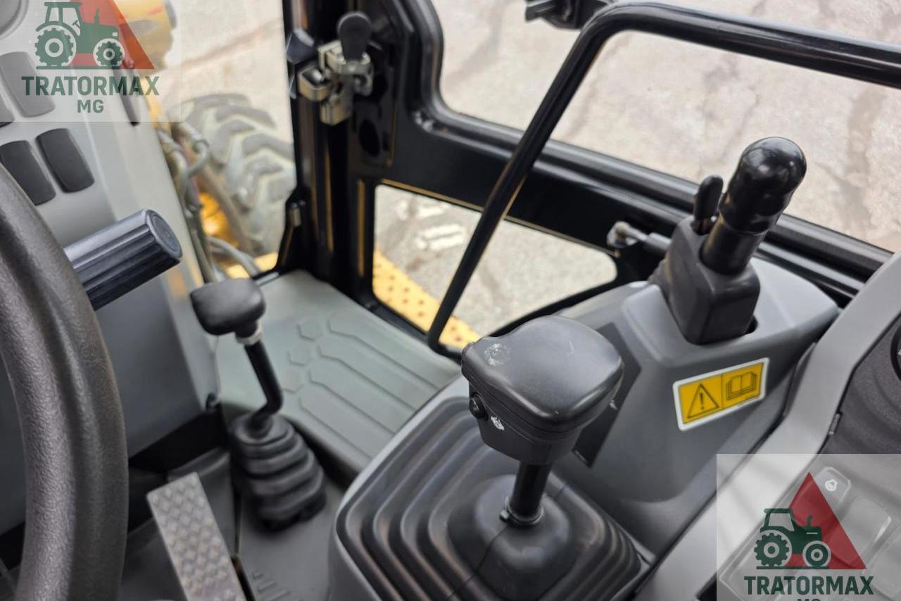 Caterpillar 416F2 -  7