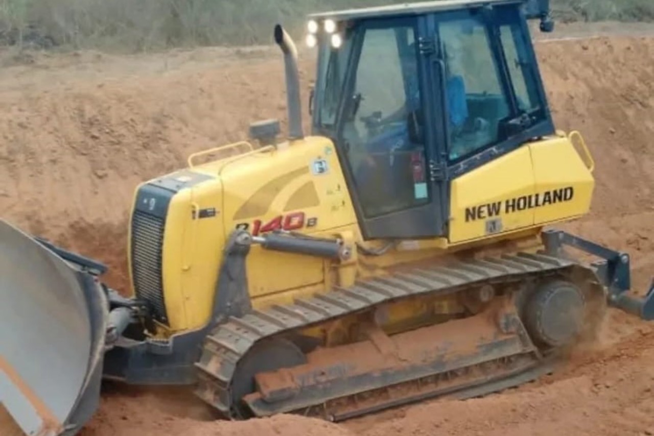 New Holland D140 - 14/14 2
