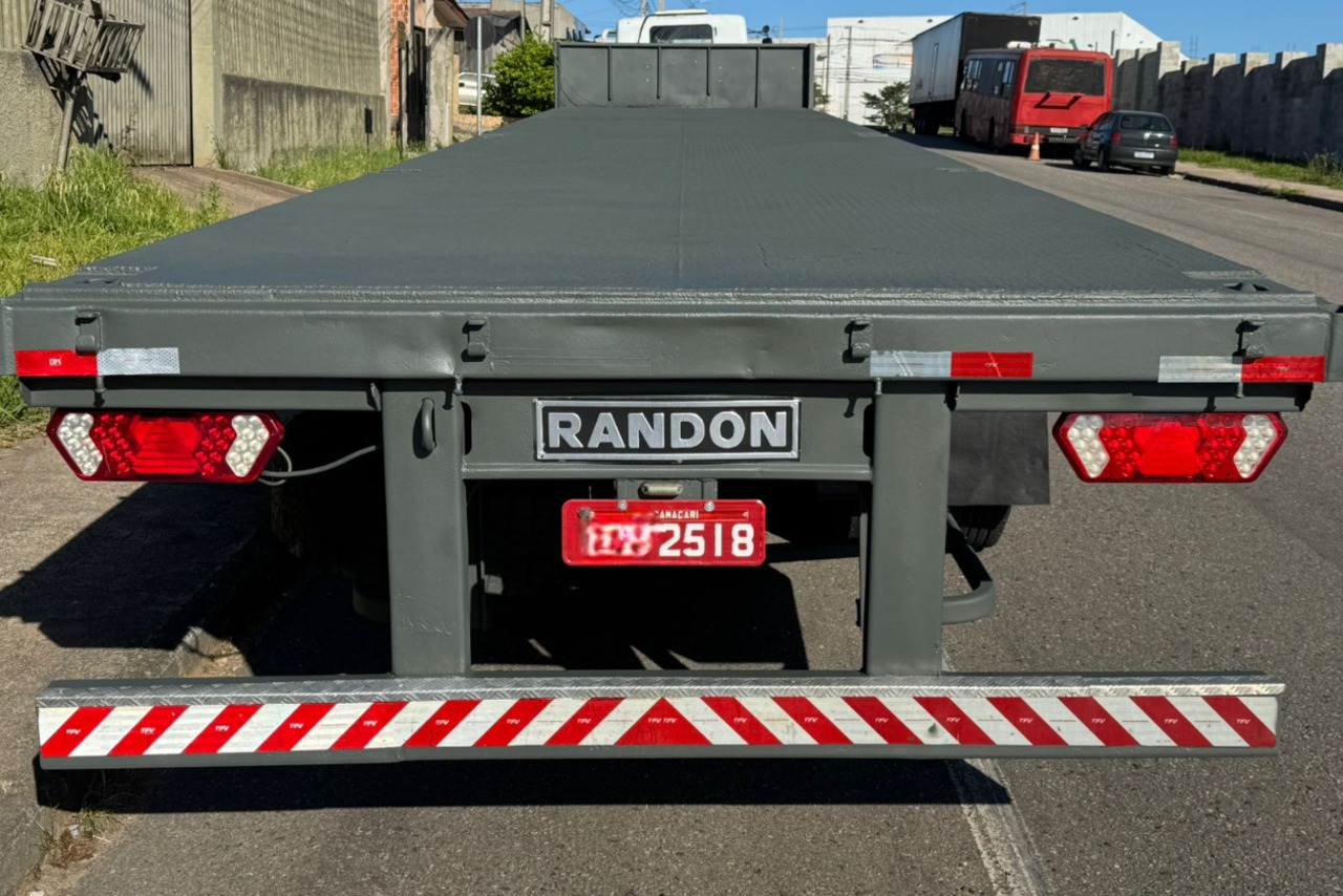 Randon Carga seca - 04/04 6