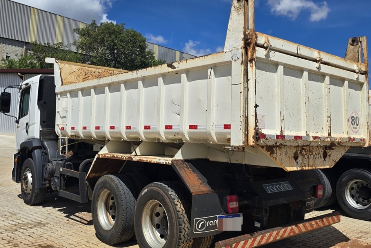 Volkswagen 24-260 Constellation 6x2 - 22/23 7