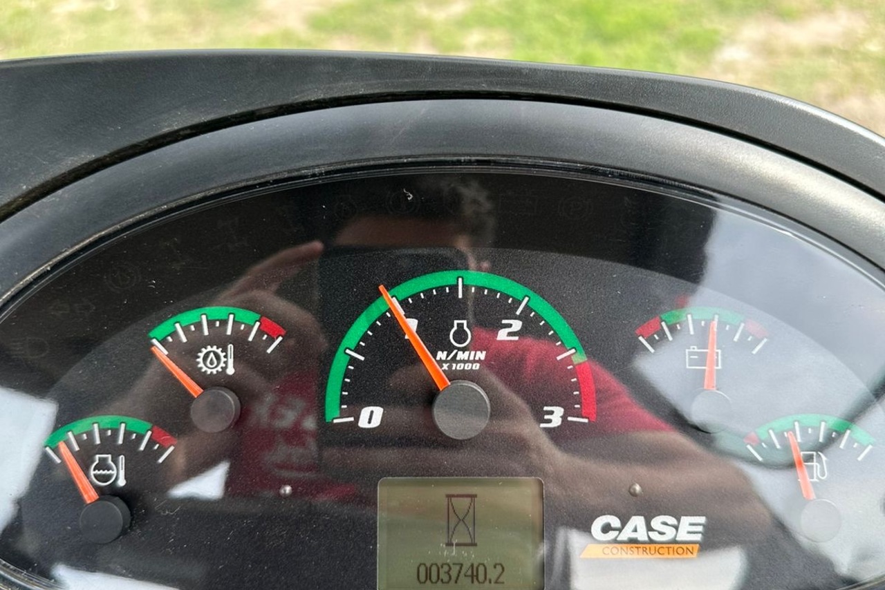Case 580N - 22/22 8