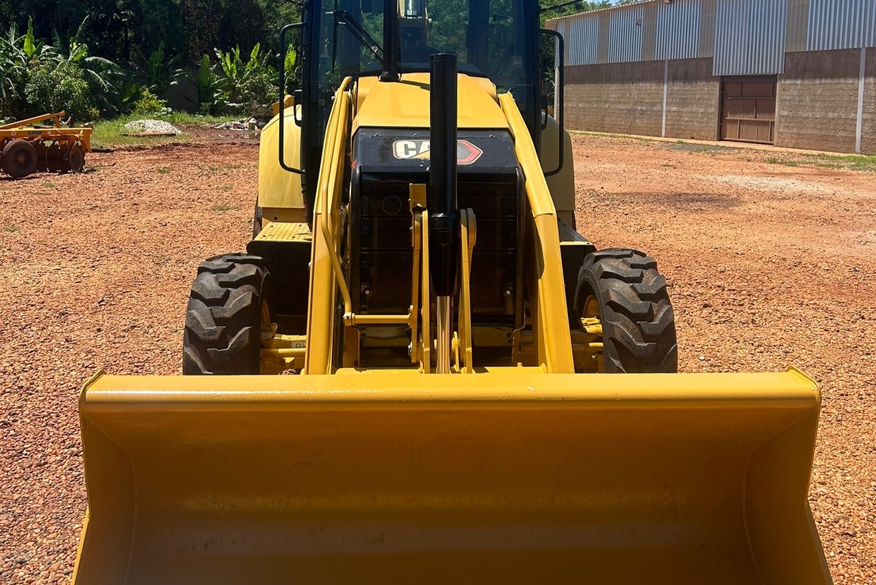 Caterpillar  416 - 21/21 11