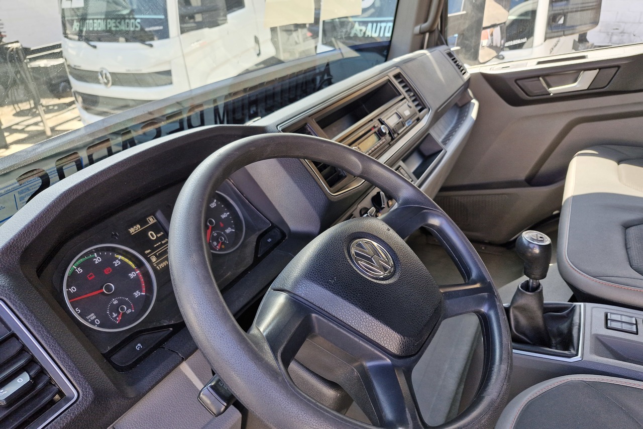 Volkswagen 11-180 Delivery  - 21/22 10