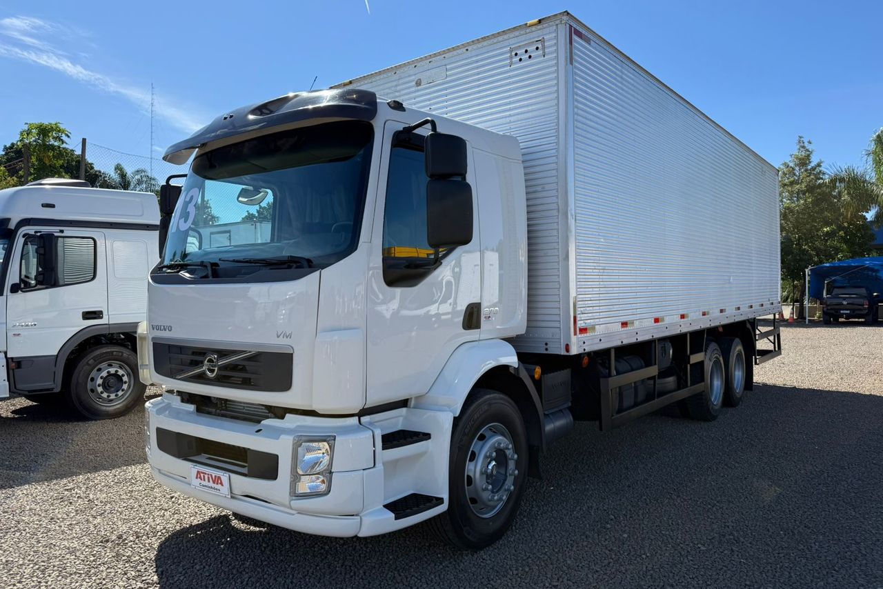 Volvo VM 270 - 13/13 3