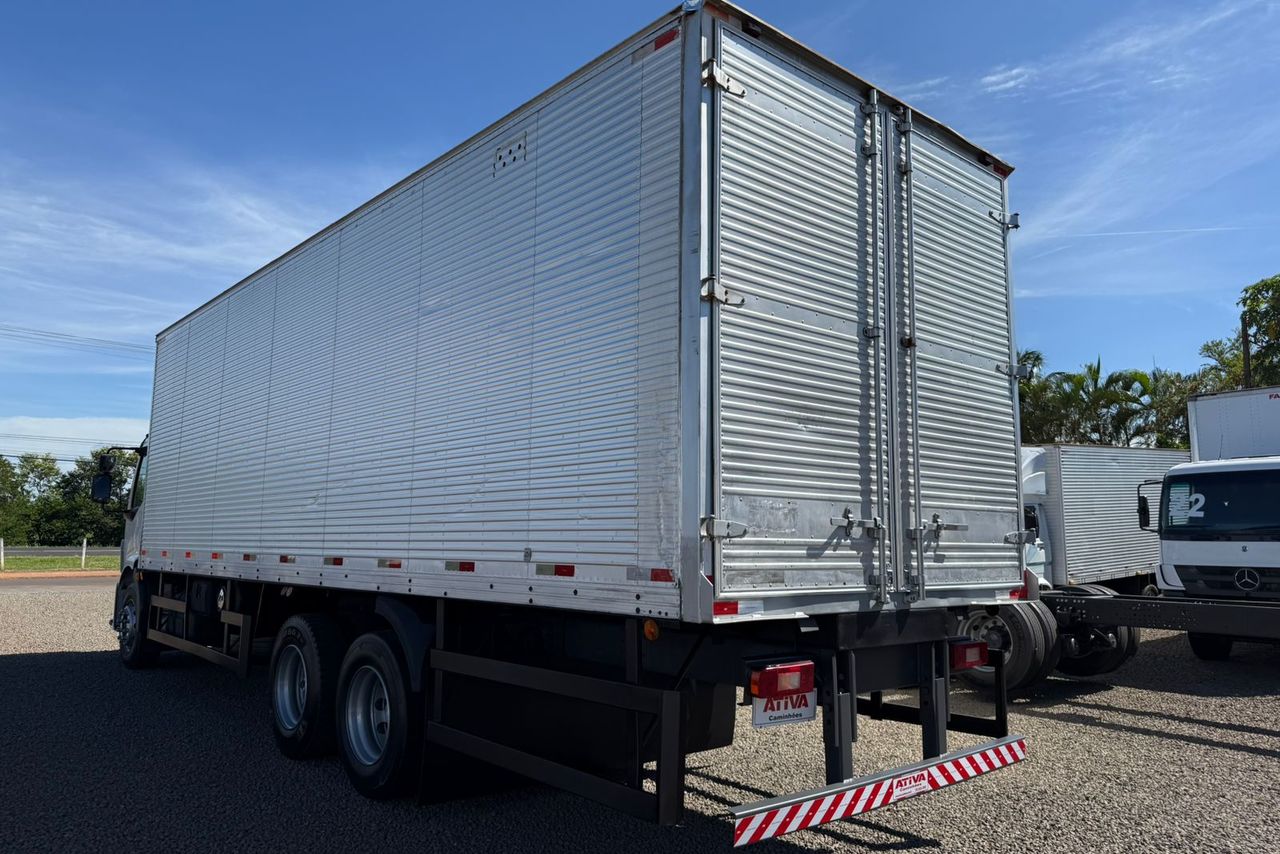 Volvo VM 270 - 13/13 6