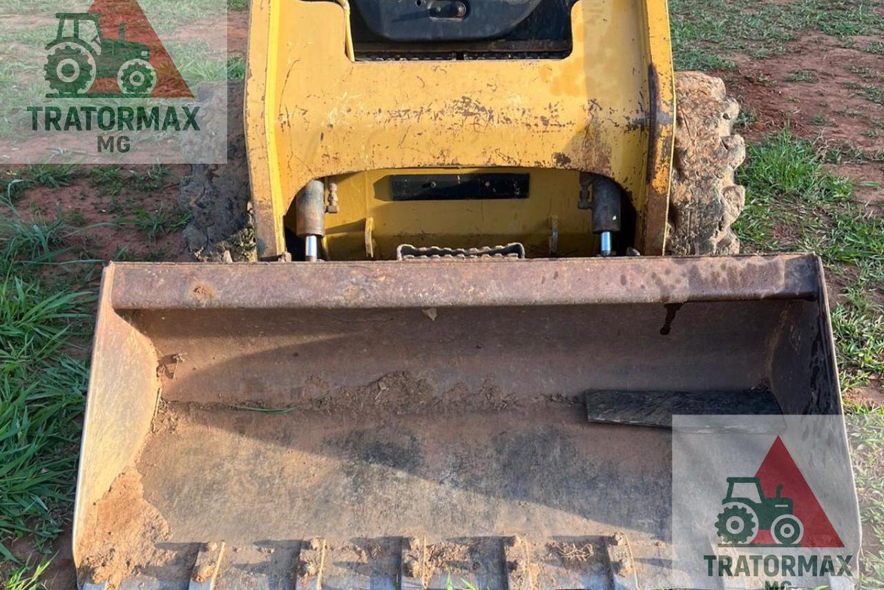 Caterpillar 226 - 11/11 6