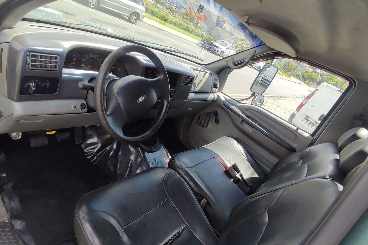 Ford F350 - 02/02 7