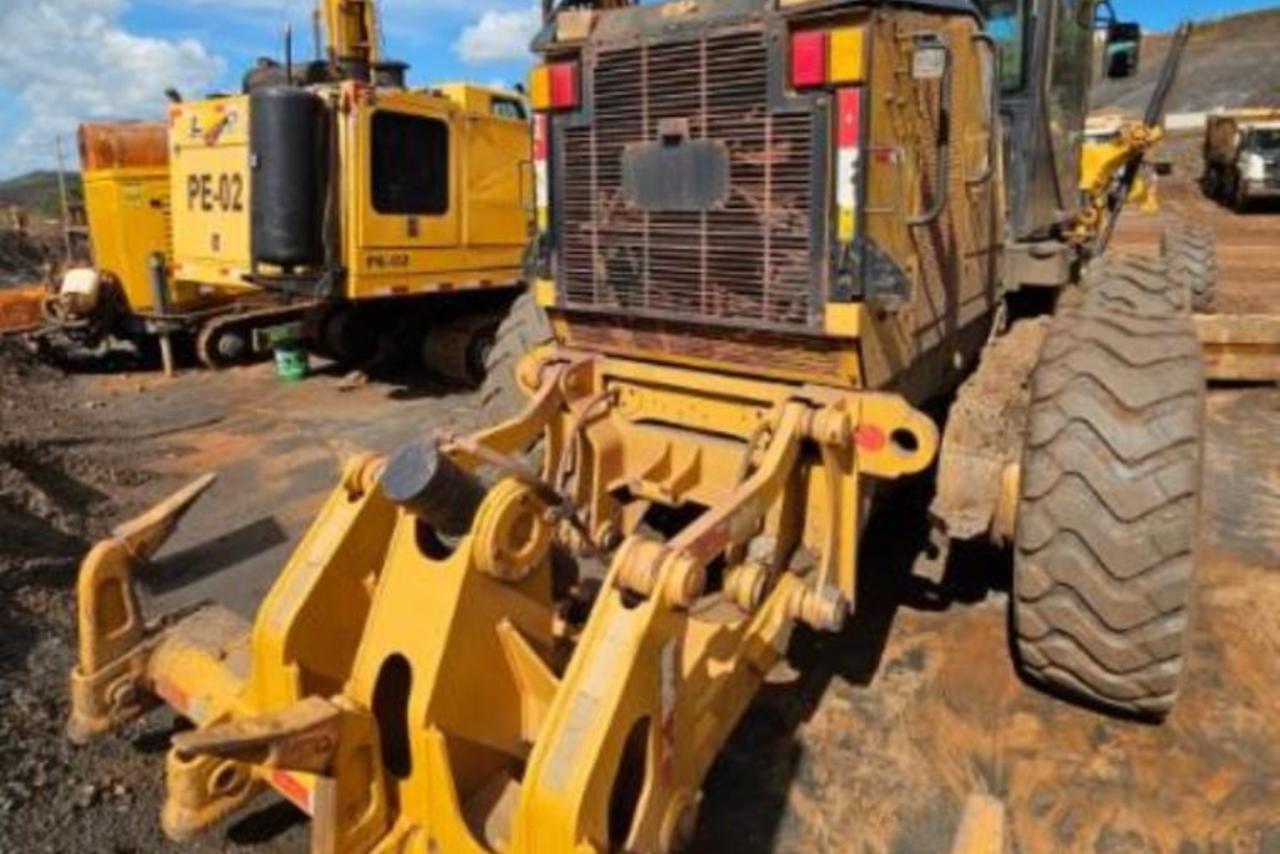 Caterpillar Outros - 20/21 6