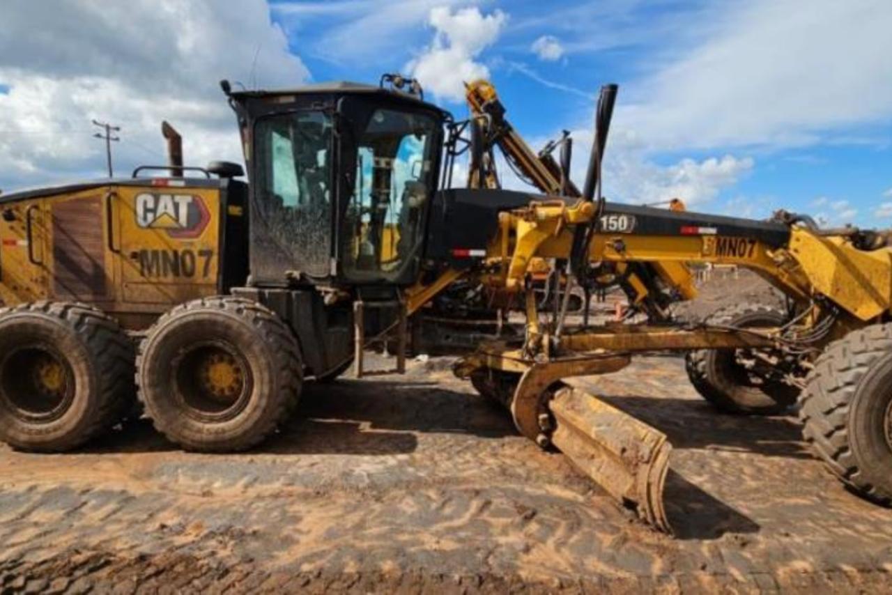 Caterpillar Outros - 20/21 7
