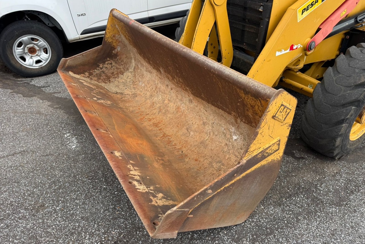 Caterpillar 416F2 - 18/18 6