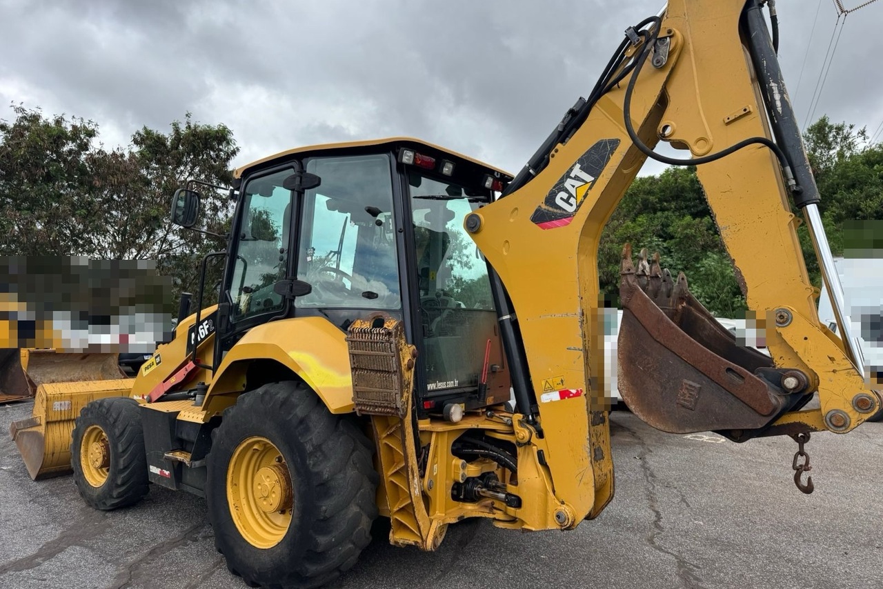 Caterpillar 416F2 - 18/18 17