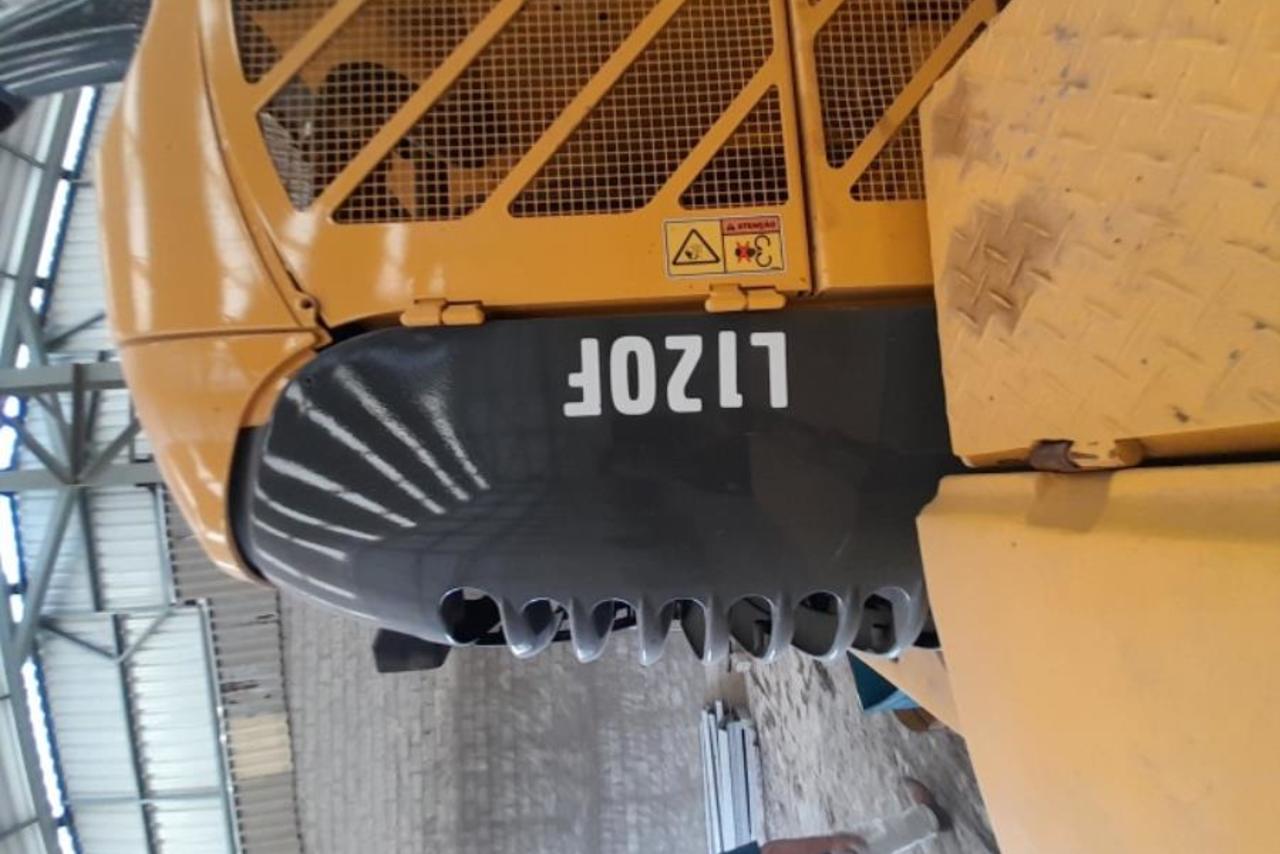 Volvo L120F -  8