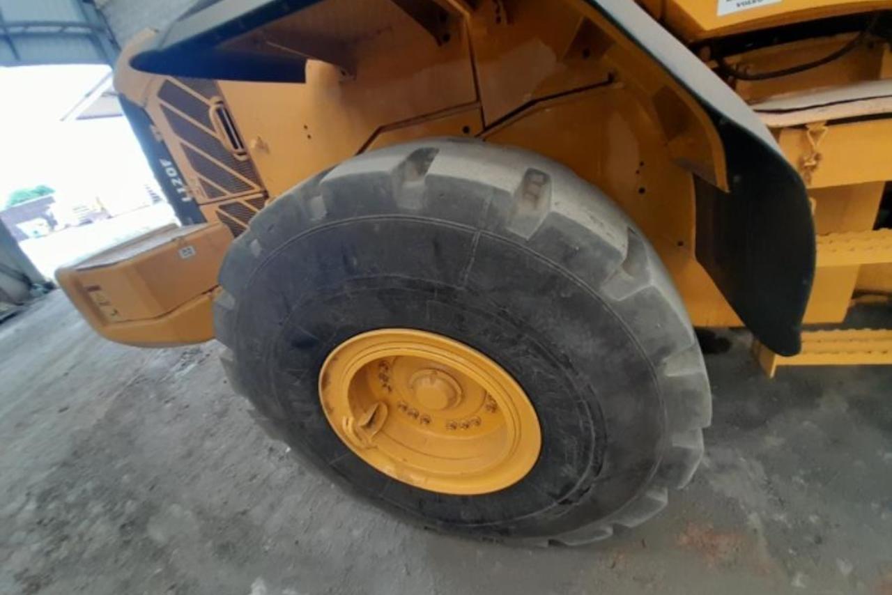 Volvo L120F -  9