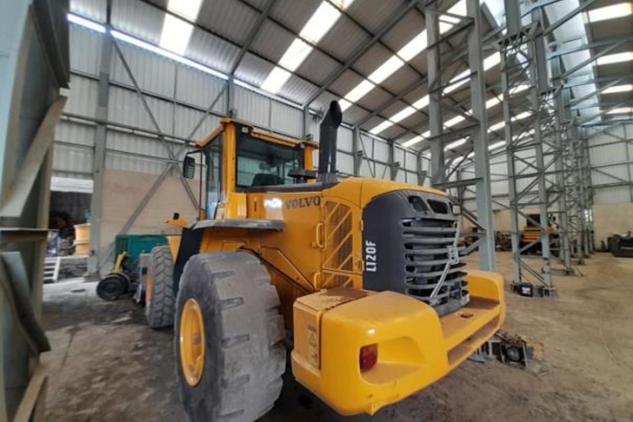 Volvo L120F -  14