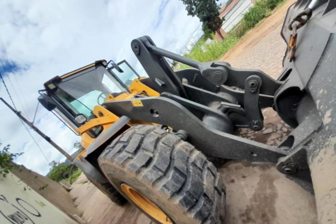 Volvo L120F - 29/20 3