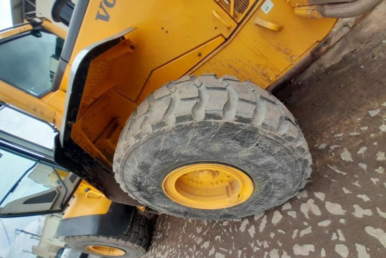 Volvo L120F - 29/20 13