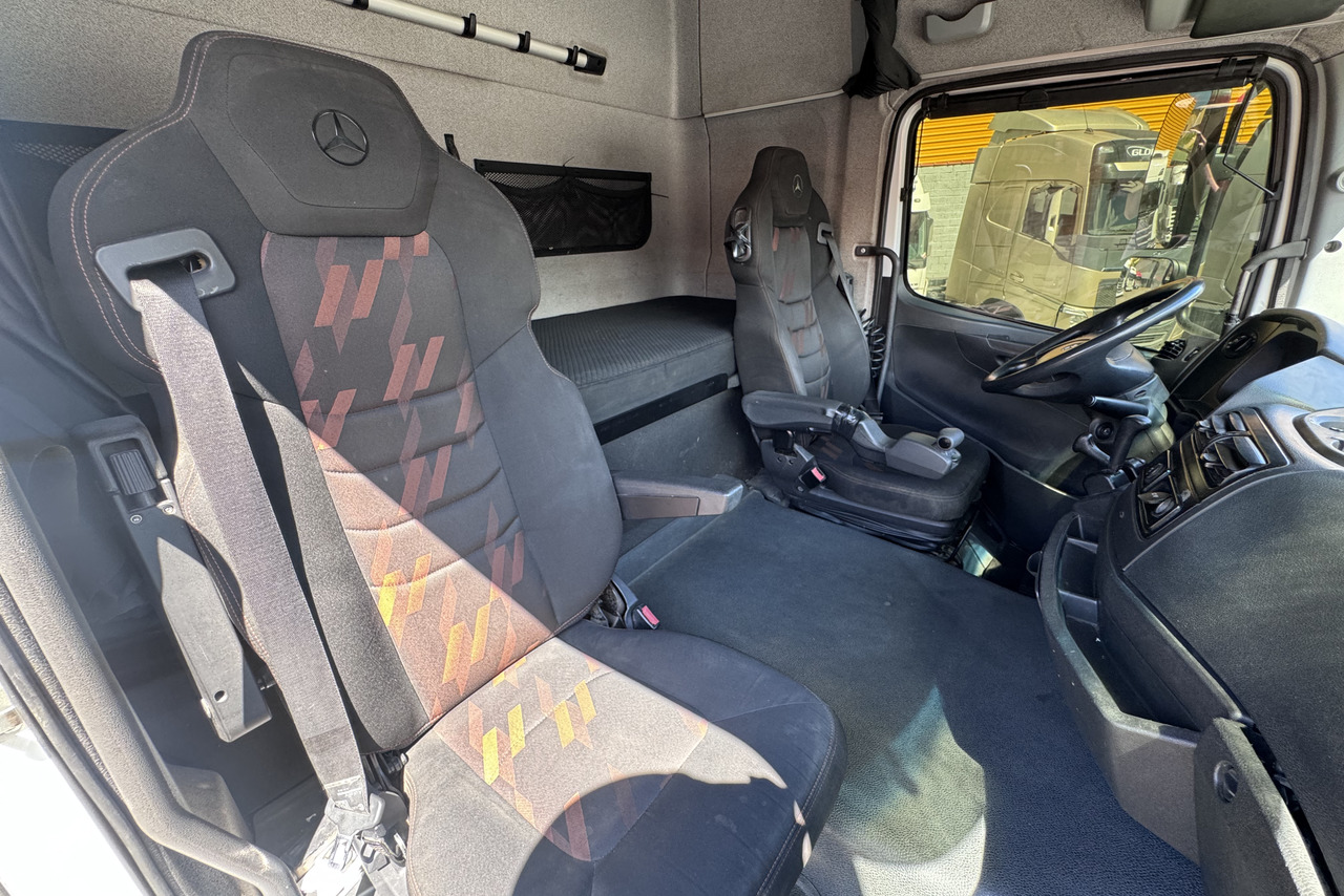Mercedes Benz Axor 2544 - 19/19 7