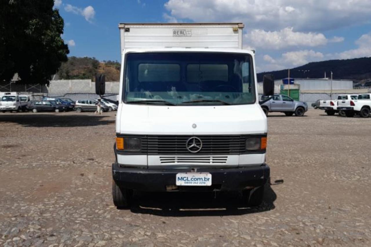 Mercedes Benz MB 709 - 19/94 4